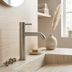 aquanello-eternal-single-handle-sink-faucet-brushed-stainless-steel